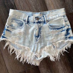 Bleach wash Bullhead jean shorts